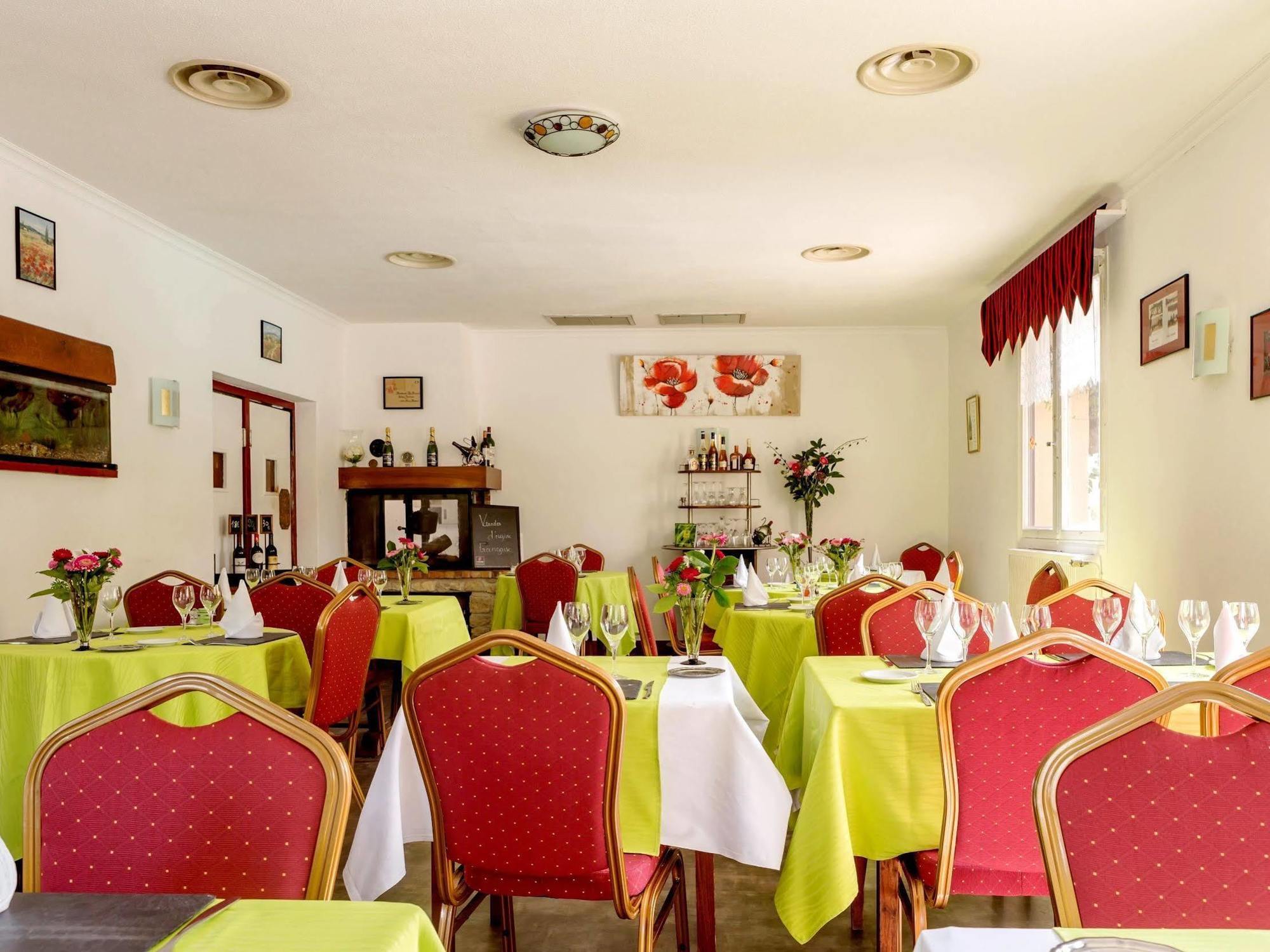 Hotel Restaurant La Braisiere Saint-Romain  Exterior photo